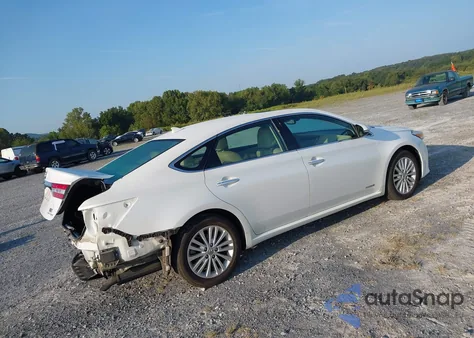 2015 Toyota Avalon Hybrid Limited from USA, damaged, VIN 4T1BD1EB1FU041456